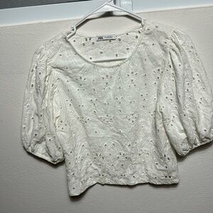 Zara Eyelet White Top Small